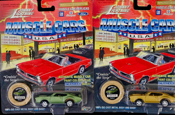 Johnny Lightning Muscle Cars USA 1969 OLDS 442  and 1969 OLDS 442 with Collectors Coin