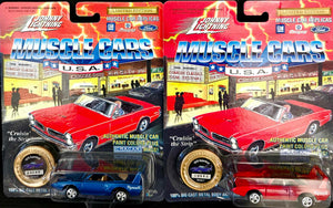 Johnny Lightning Muscle Cars USA 1970 Superbird and 1970 Superbird with Collectors Coin