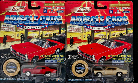 Johnny Lightning Muscle Cars USA 1970 CHEVELLE  and 1970 CHEVELLE with Collectors Coin